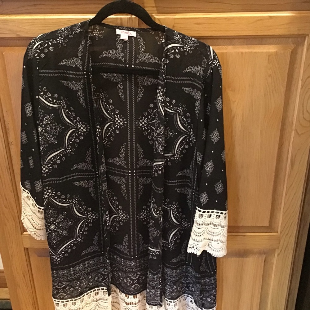 Pinky Small Black Duster with Ivory Lace Trim